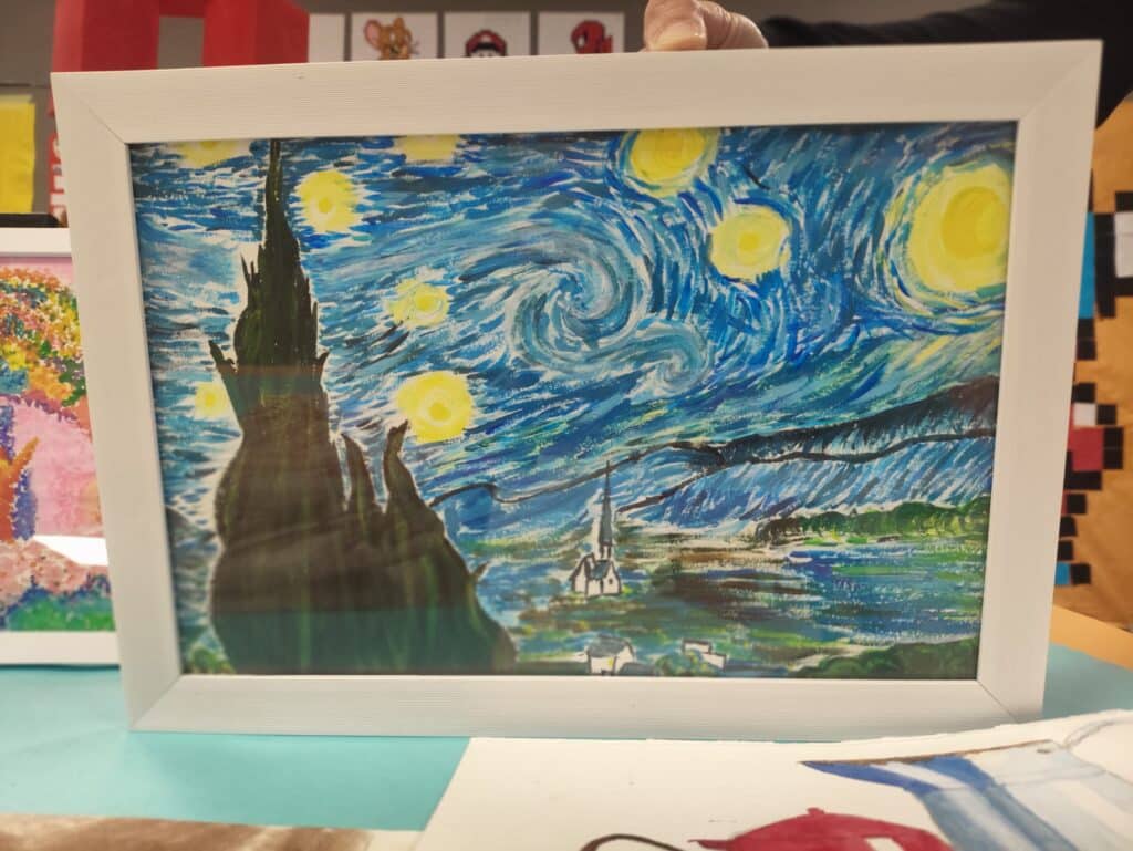 Exposición "Identidad y Fortaleza" del Bachillerato de Artes Colegio Zola Valdemorillo